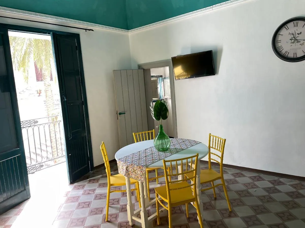 Civico 13 Holiday Apartment Custonaci Holiday home